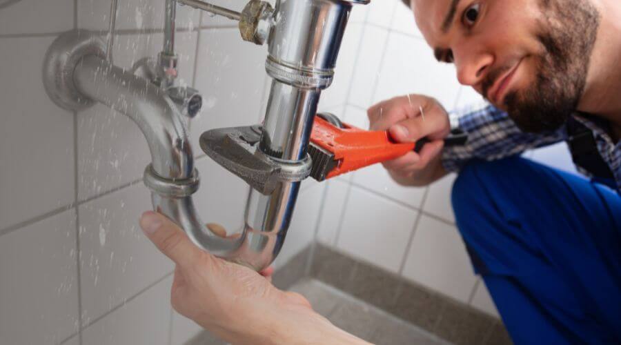 Professional clogged toilet repair services in Herculaneum, MO